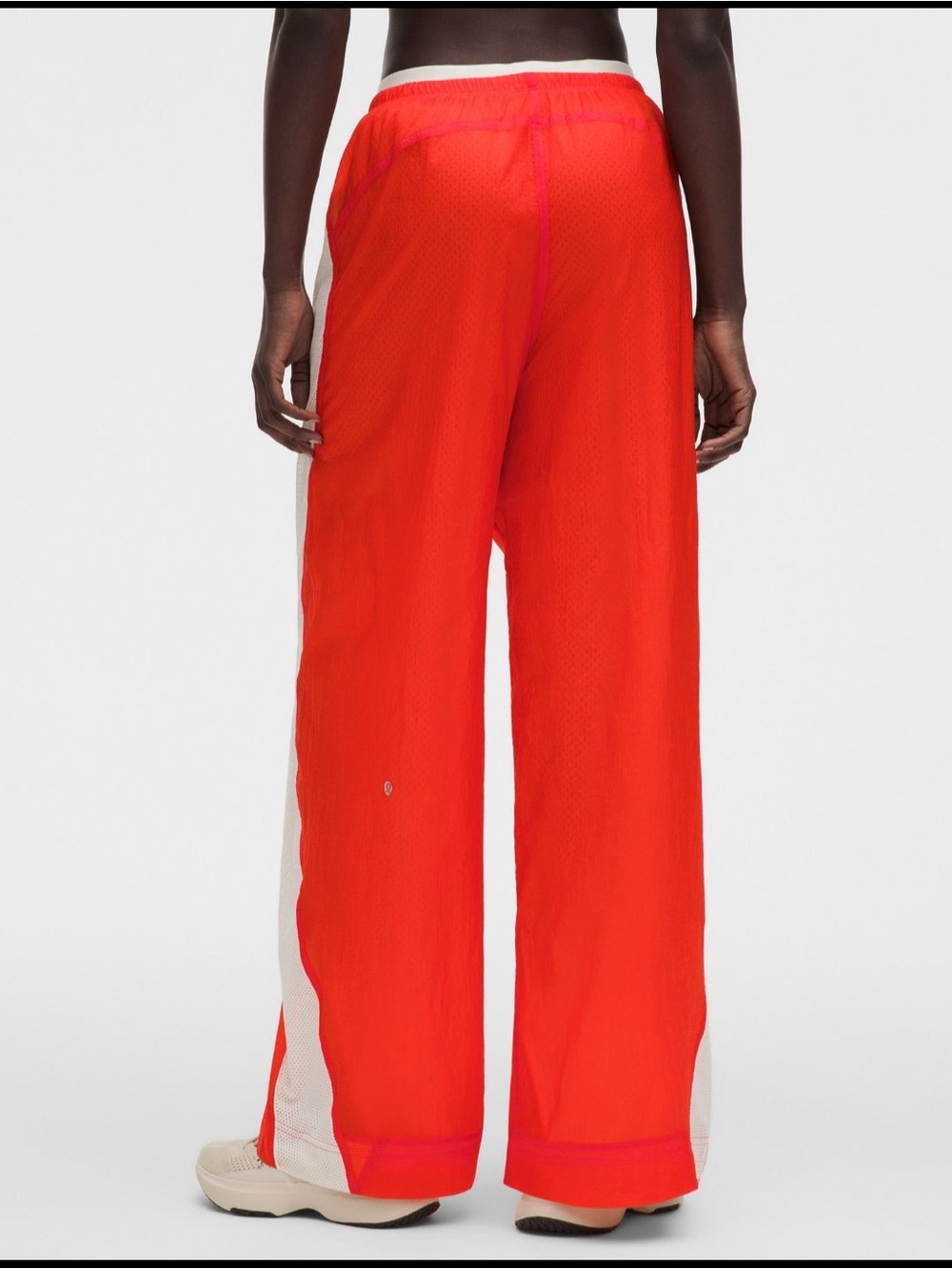 Lululemon License to train Textured Nylon MR Pant